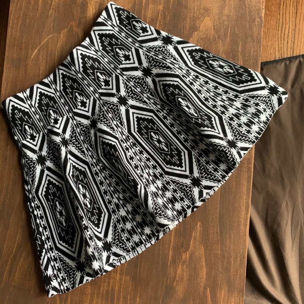 Abstract Tribal Pattern Skirt